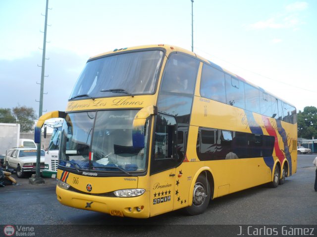 Expresos Los Llanos 565 por J. Carlos G�mez