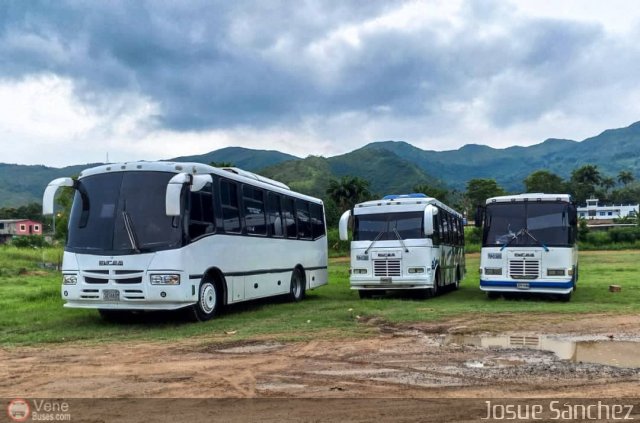 Garajes Paradas y Terminales Playa-Colorada  por Josue S�nchez