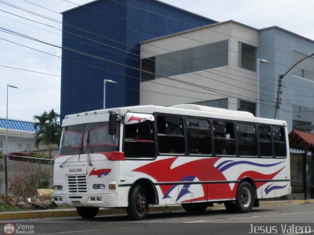 Organizaciones Unidas de C. Caracas - La Guaira 454 por Jes�s Valero