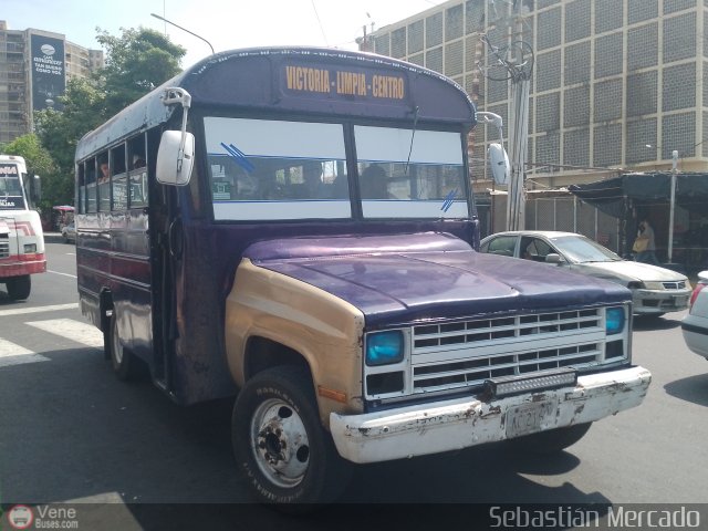 ZU - Colectivos La Limpia - La Estrella 034 por Sebastin Mercado