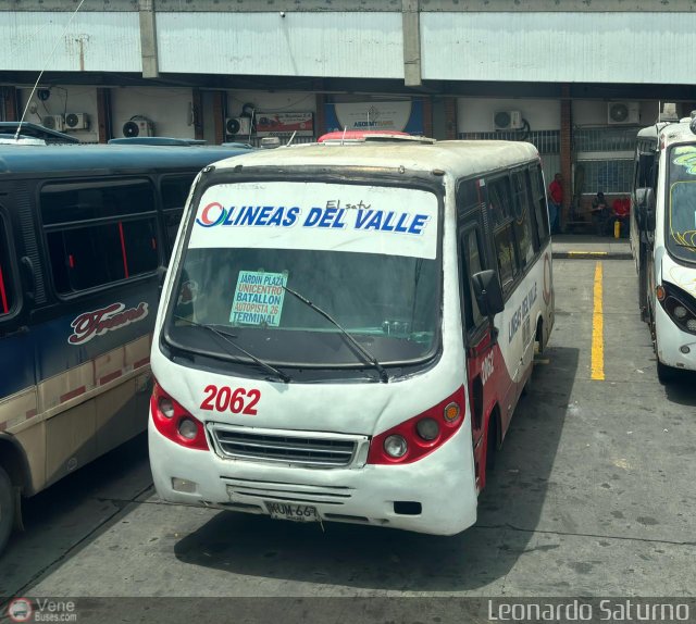 Transportes L�neas del Valle 2062 por Leonardo Saturno