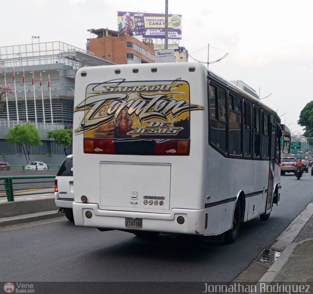 Particular o Desconocido CARACAS por Jonnathan Rodríguez