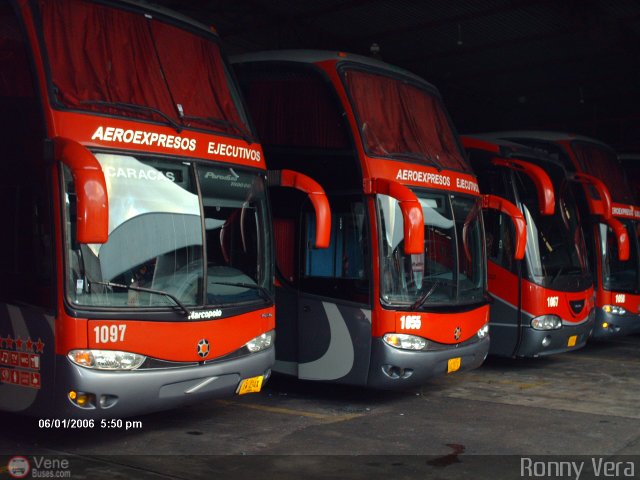 Garajes Paradas y Terminales Caracas por Alejandro Curvelo