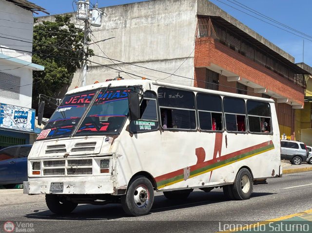 Particular o Desconocido 521 por Leonardo Saturno