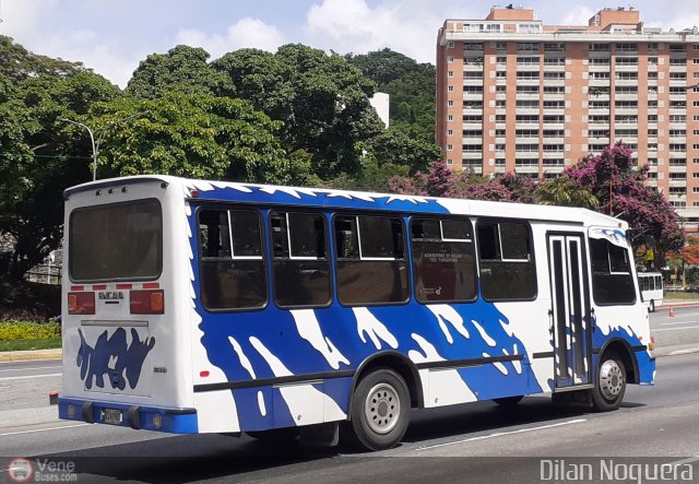 Particular o Desconocido S/N por Dilan Noguera