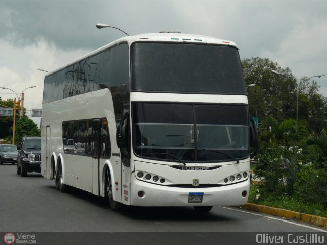 Particular o Desconocido oc105 por Oliver Castillo