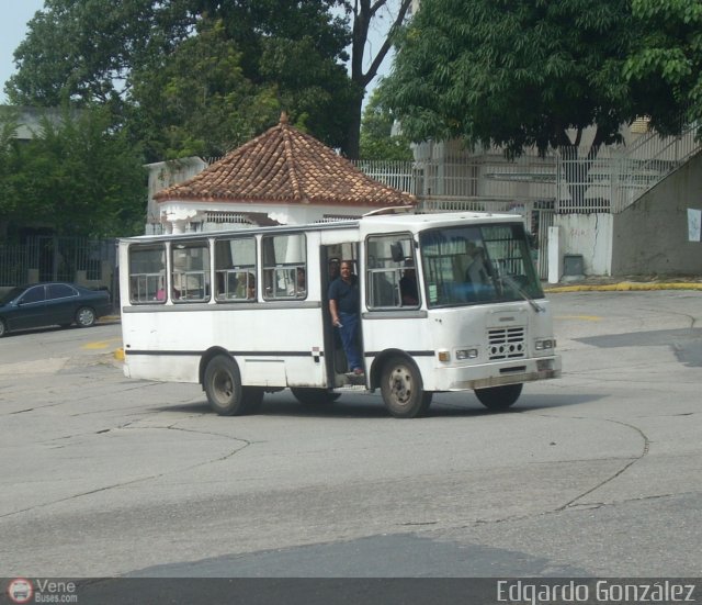 Particular o Transporte de Personal VV-001 por Edgardo Gonzlez