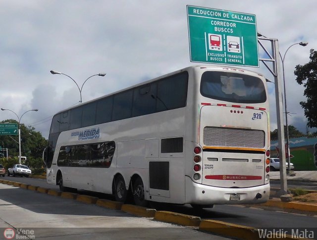 Expresos M�rida 0920 por Waldir Mata