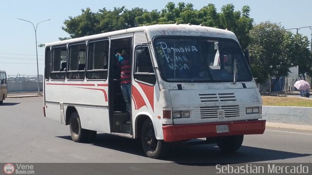 ZU - Colectivo Pomona 999 por Sebastin Mercado