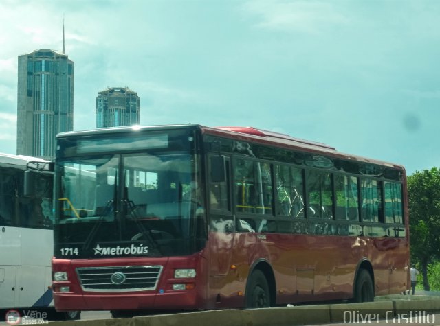 Metrobus Caracas 1714 por Oliver Castillo