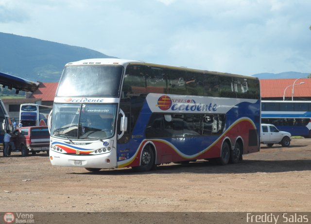 Expresos Occidente 022 por Freddy Salas