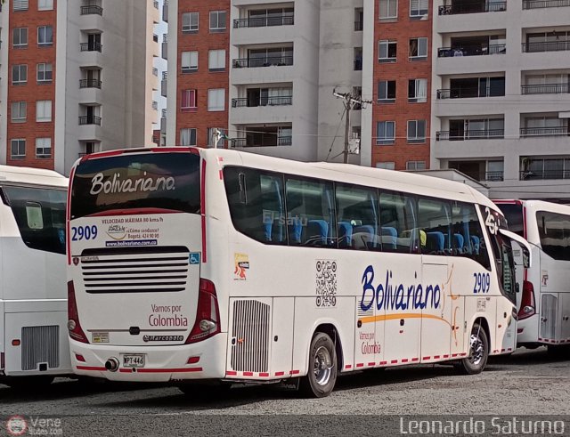 Expreso Bolivariano 2909 por Leonardo Saturno