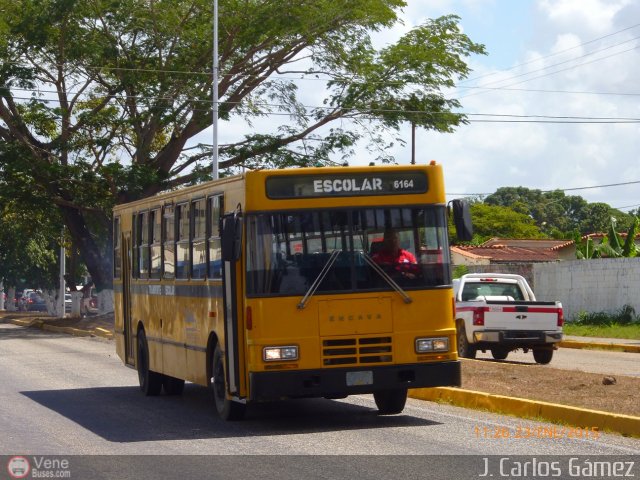 Servicios Quijada 6164 por J. Carlos G�mez