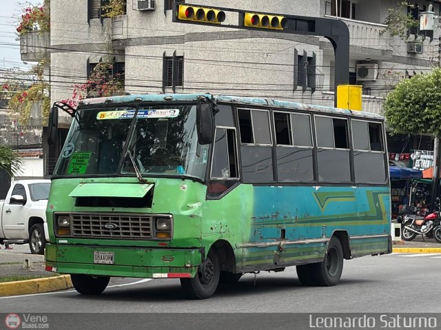 Particular o Desconocido 25 por Leonardo Saturno