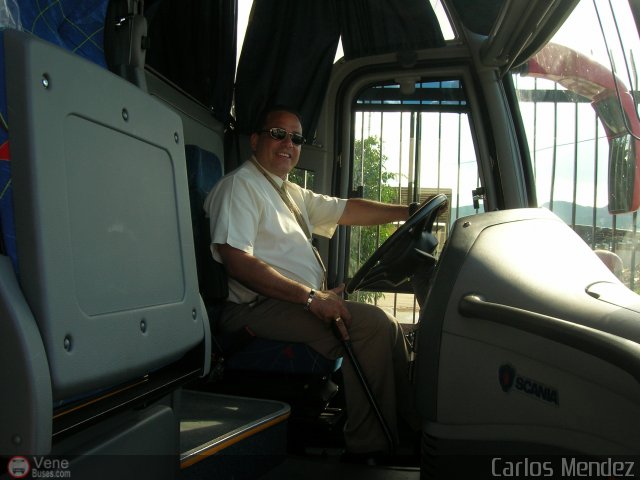 Profesionales del Transporte de Pasajeros Carlos E. Mendez por Alfredo Montes de Oca