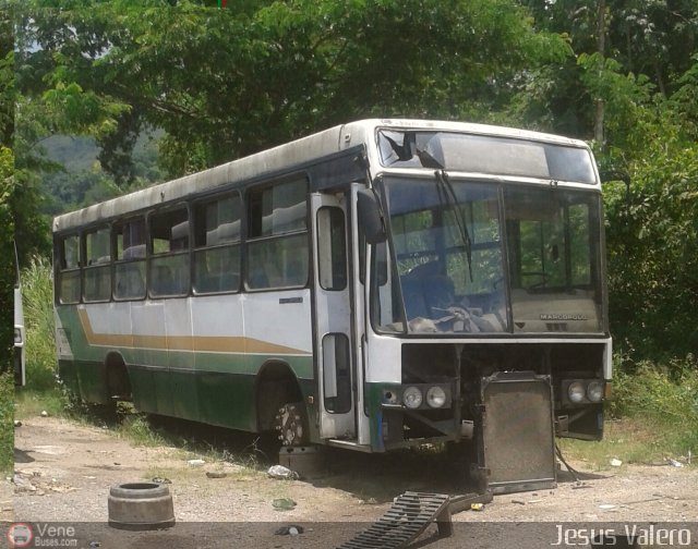 En Chiveras Abandonados Recuperacin 982 por Jess Valero
