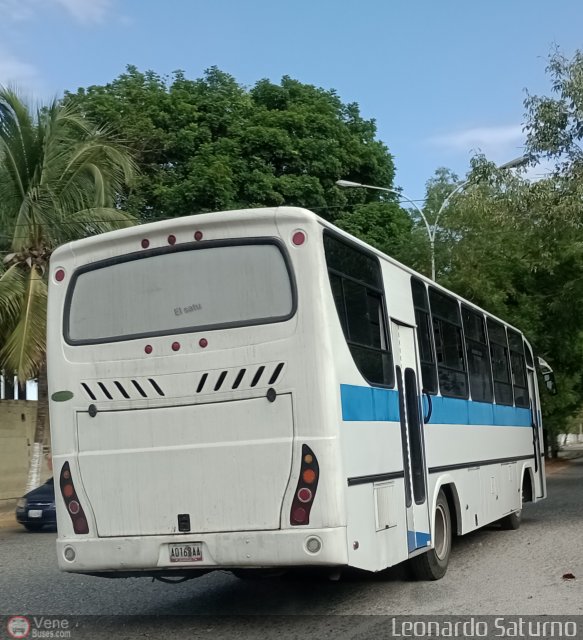 Particular o Desconocido 168 por Leonardo Saturno