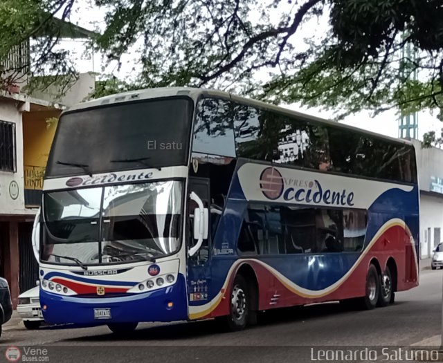 Expresos Occidente 395 por Leonardo Saturno