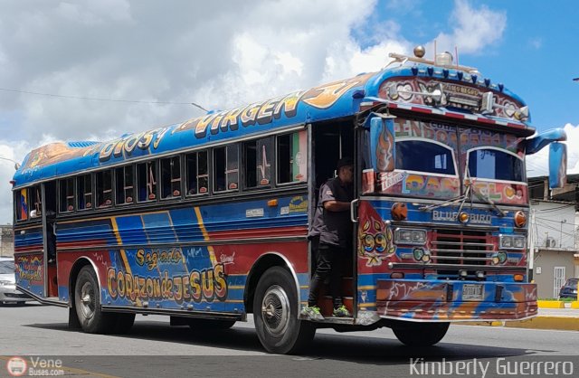 Transporte Palo Negro La Morita 2 099 por Kimberly Guerrero