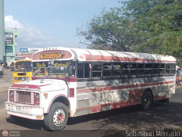 Colectivos Cachiri 43 por Sebastin Mercado