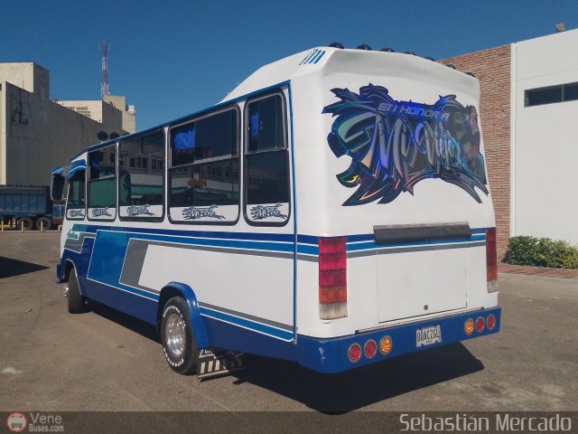 ZU - U.C. Barrio La Polar 149 por Sebasti�n Mercado