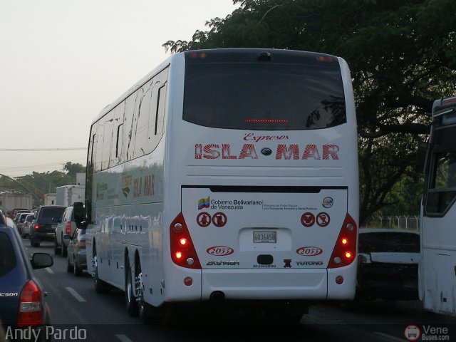 Expresos Isla Mar 2033 por Andy Pardo