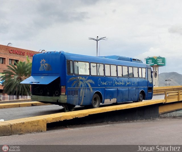 Cruceros Oriente Sur 110 por Josue Snchez