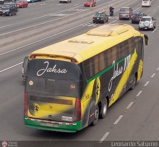 Turismo Jaksa 144 por Leonardo Saturno