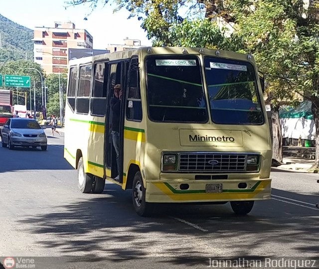 DC - Unin Conductores del Oeste 323 por Jonnathan Rodrguez