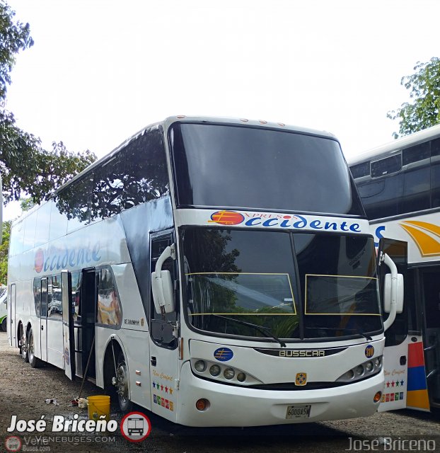 Expresos Occidente 310 por Jos� Brice�o