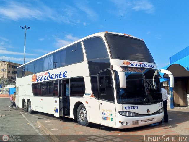 Expresos Occidente 115 por Josue S�nchez