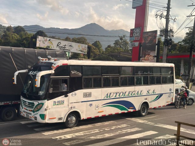 Particular o Desconocido 2538 por Leonardo Saturno