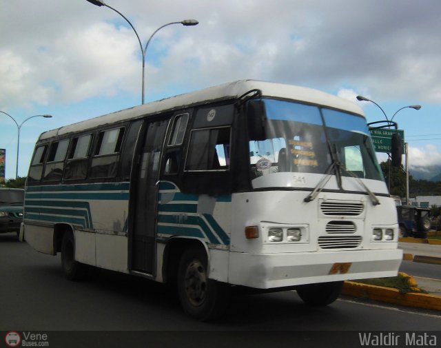 DC - A.C. L�nea Sur Este 142 por Waldir Mata