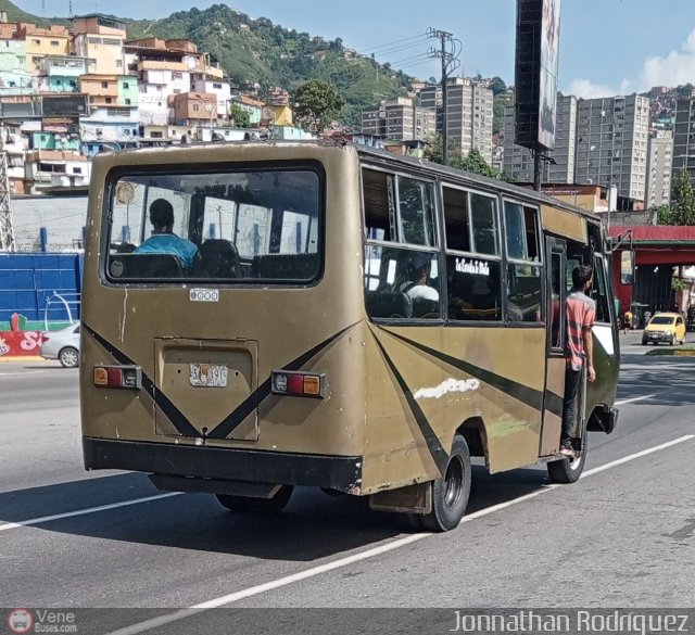 DC - A.C. de Transp. La Reina De Ciudad Tiuna 161 por Jonnathan Rodrguez
