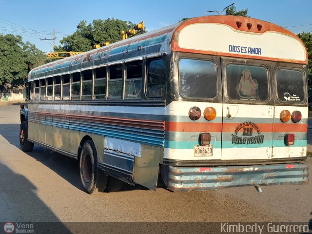 Transporte Palo Negro La Morita 2 111 por Kimberly Guerrero
