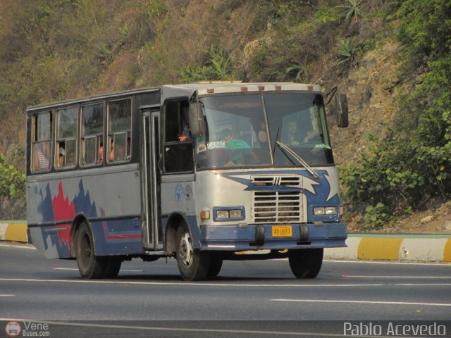U.C. Caracas - Los Caracas 999 por Pablo Acevedo