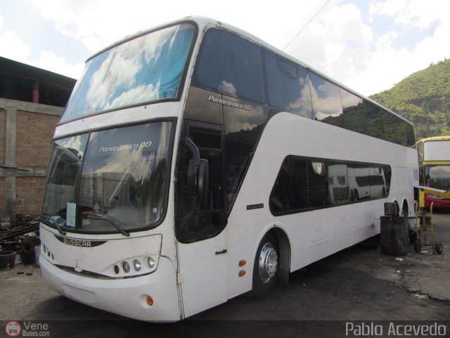 Cruceros Oriente Sur 175 por Pablo Acevedo