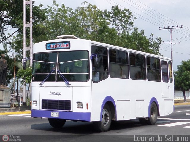 Unin Lnea Alberto Adriani C.A. 35 por Leonardo Saturno