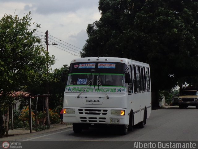 L�nea F�lix Roman Duque 36 por Alberto Bustamante