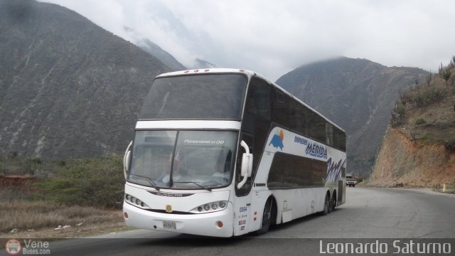 Expresos M�rida 0064 por Leonardo Saturno