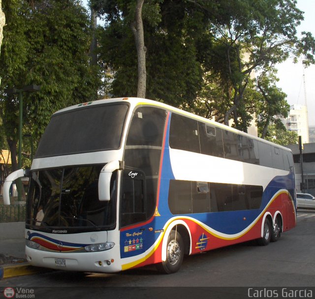 Expresos Occidente 242 por Carlos Garc�a