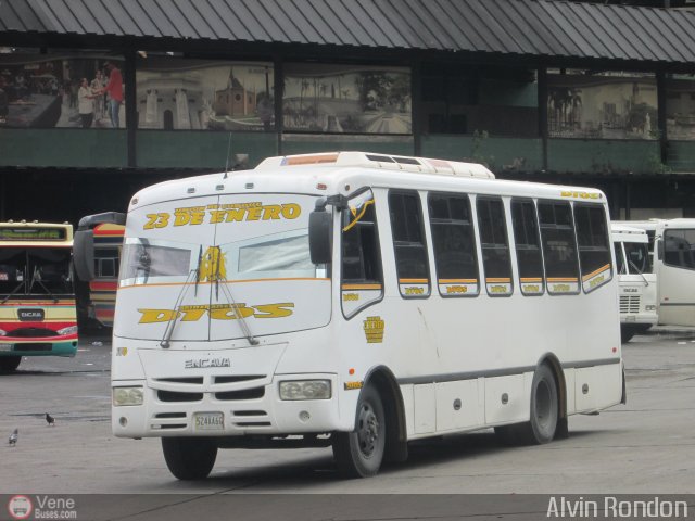 U.C. 23 de Enero 150 por Alvin Rondón