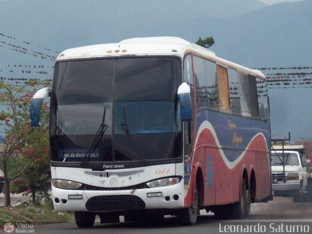 Expresos Horizonte 41 por Leonardo Saturno