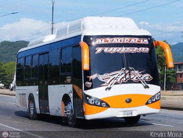 Lnea Altagracia 85 por Kevin Mora