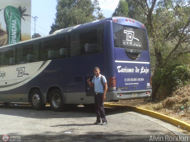 Nuestra gente Alvin por Alvin Rondn