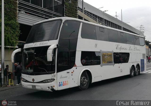 Expresos Los Llanos 136 por C�sar Ram�rez