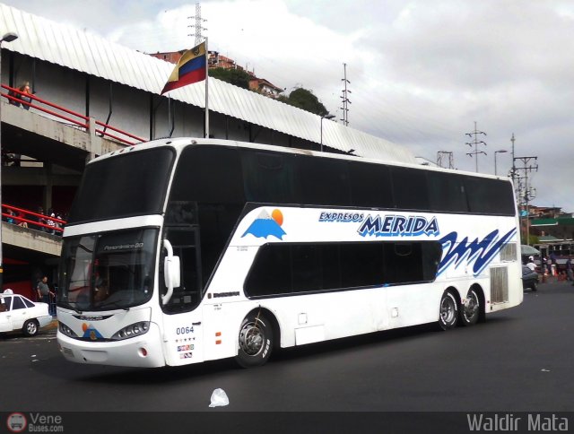 Expresos M�rida 0064 por Waldir Mata