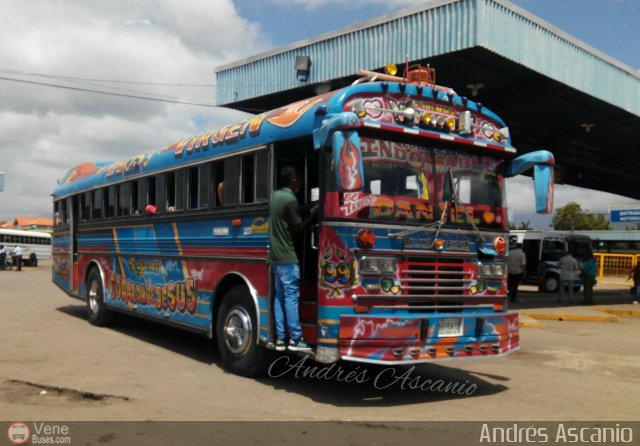 Transporte Palo Negro La Morita 2 099 por Andrs Ascanio