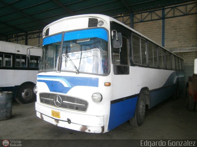 Universidad Sim�n Bol�var 07 por Edgardo Gonz�lez