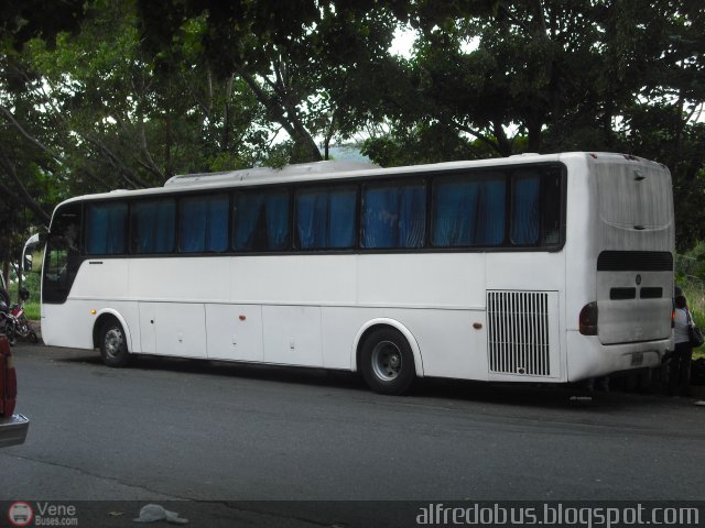 Expresos Del Lago 998 por Alfredo Montes de Oca